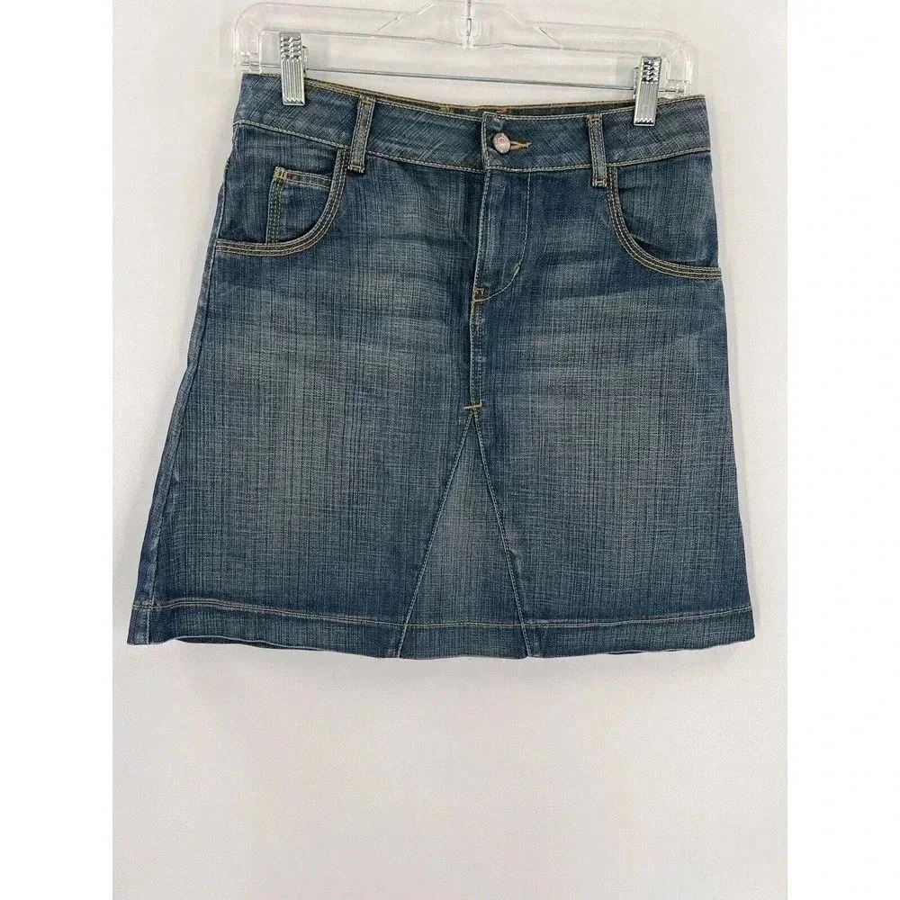 Boden Everyday Denim Slim A-Line Blue Jean Skirt Size 8R EUC Classic